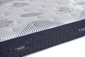Magniflex Magnicool 10 Plush Mattress