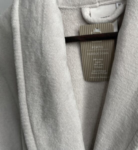 Cuddle Down Porto Organic Robe