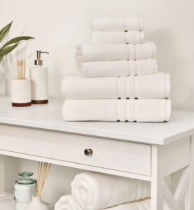 Cuddle Down Portofino Towel