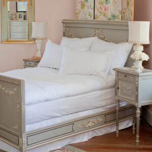 St Geneve Heirloom Down Topper