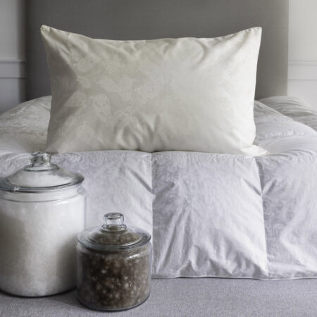 St Geneve Eider Luxe Pillow