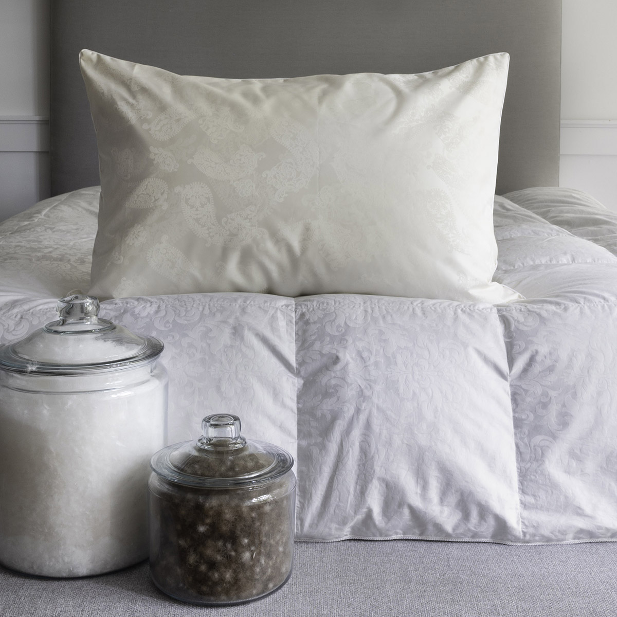 st-geneve-eider-luxe-pillow-01 St Geneve Eider Luxe Pillow
